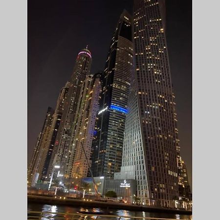 דובאי Cayan Tower Luxury Apartment With Sea View מראה חיצוני תמונה