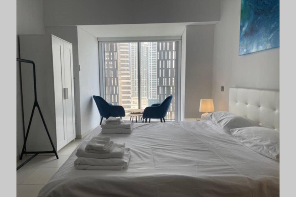 דובאי Cayan Tower Luxury Apartment With Sea View מראה חיצוני תמונה