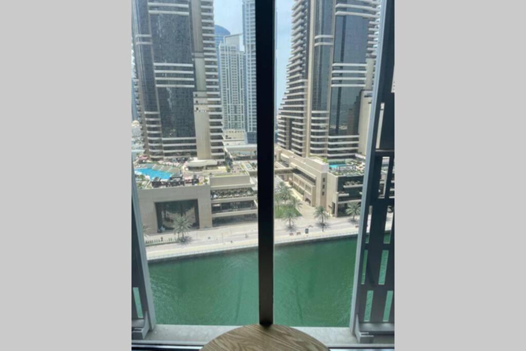 דובאי Cayan Tower Luxury Apartment With Sea View מראה חיצוני תמונה
